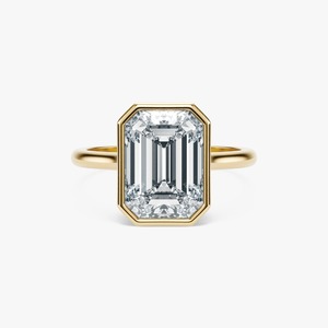 Anillo de Compromiso de Lujo en Oro de 14 Quilates con Diamante Corte Esmeralda y Engaste de Garras para Boda y Fiesta, Joyería Fina Moderna y Minimalista - Product Image 1