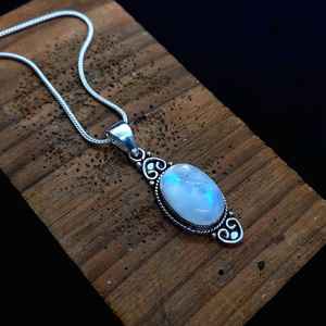 Colgante de piedra lunar arcoíris, plata de ley 925, colgante de piedra preciosa hecho a mano, joyería de piedra lunar natural, regalo para mujer - Product Image 5