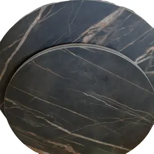 最高品質のイタリアンセラミックテーブルは、直径70から90cmまでの黒い大理石の効果ROCK SCHWARZ GOLDラウンドをトップにします。