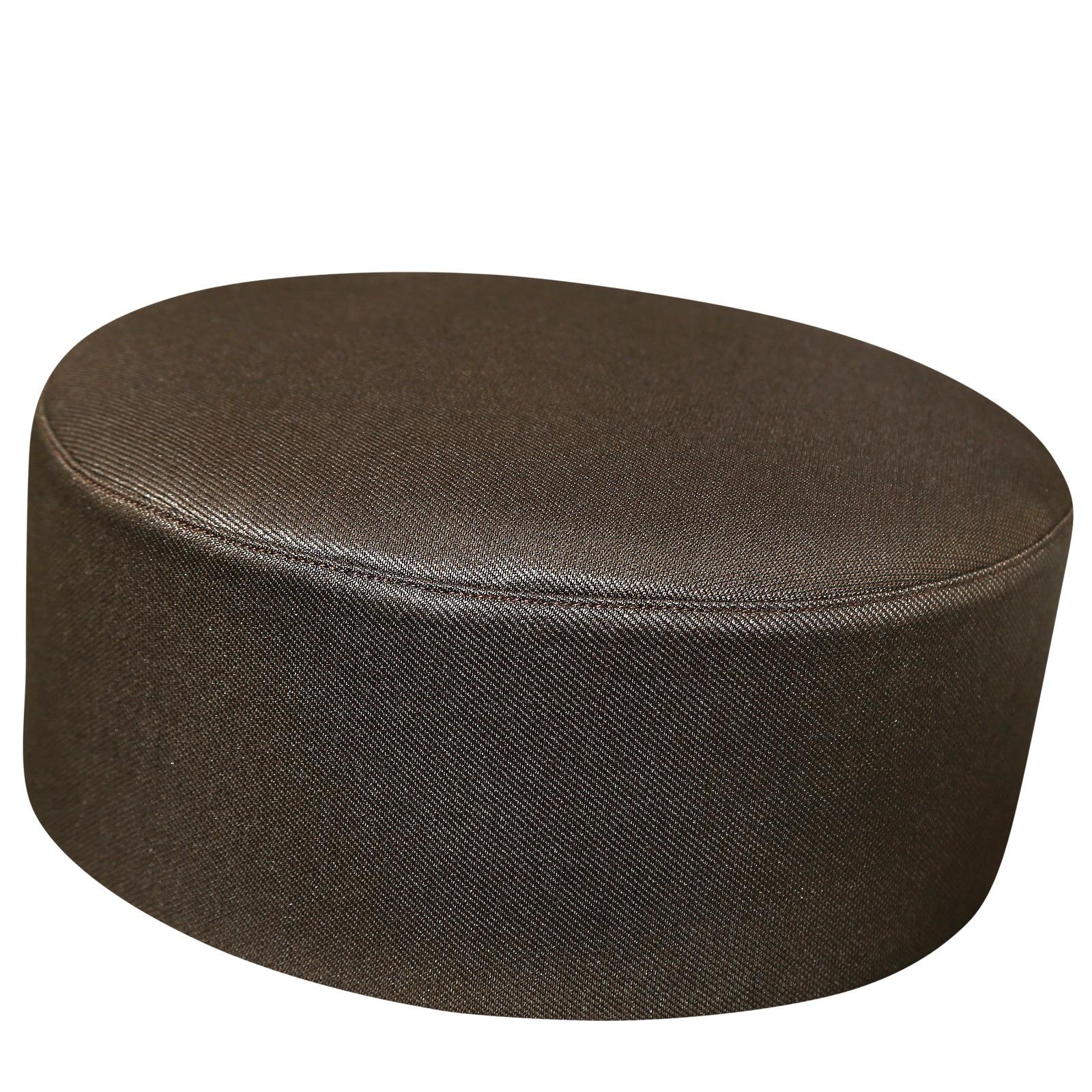 สีน้ำตาลอ่อน