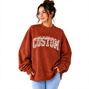 Sweat-shirt décontracté à col rond et épaules tombantes marron pour femme avec motif graphique à carreaux et lettres personnalisées - Product Image 5