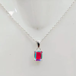 Pendentif Opale Mystique Taille Émeraude en Argent Sterling 925, Collier Opale Multicolore Fait Main, Bijou Statement, Cadeau pour Elle, pour Enfants - Product Image 1