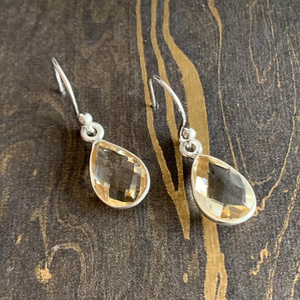 Pendientes de Plata de Ley 925 Antideslustre con Citrino en Forma de Lágrima, Hipoalergénicos, para Uso Diario - Product Image 2