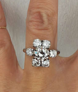 Arin/Oro de 18K/14K con diamantes naturales certificados GIA/IGI modernos, o diseños personalizados con anillos de diamantes MOQ bajos - Product Image 3