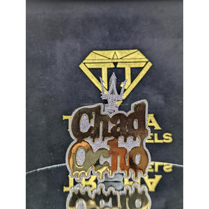 Colgante personalizado con la letra "Chad Ocho" estilo Drip, con diamantes VVS de laboratorio en plata de ley 925, joyería de Trisha Jewels - Product Image 1