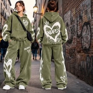 Conjunto Deportivo de Dos Piezas para Mujer, Sudadera con Capucha y Estampado de Corazón en Verde Oliva, Pantalones Jogger de Pierna Ancha, Estilo Casual Urbano - Product Image 6