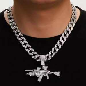 Chaîne pendentif en argent Moissanite style Hip Hop Cuban Link léger, fabrication indienne, pour hommes, collection 2024, prix bas disponible - Product Image 3