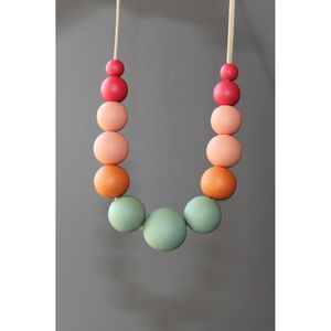 Collier en résine et bois inspiré de la nature et de l'art, accessoire de mode en cristal - Product Image 6