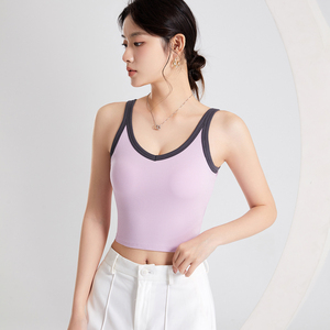 เสื้อกล้ามถักไหมพรมสีลาเวนเดอร์สำหรับผู้หญิงปี 2026 คอกว้าง ทรงมินิมอล สีพื้น ระบายอากาศได้ดี ความยาวสั้น ผสมผ้ายืดและผ้าฝ้าย - Product Image 1