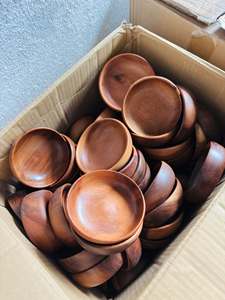 Bol en bois naturel du Vietnam, fait main, plat de service en bois pour salades, fruits, collations, desserts, restauration, vaisselle et présentation - Product Image 5