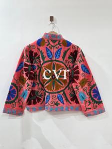 Manteau de luxe pour femme en velours brodé à la main, style Suzani ouzbek, écoresponsable, hiver, bohème, pour les fêtes - Product Image 3