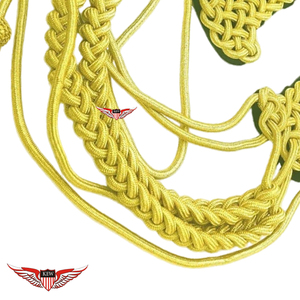 Aiguillette torsadée avec cordons d'épaule en Mylar doré sur fond bleu marine et embout doré métallique - Product Image 2