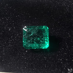 Pierre précieuse verte de laboratoire taille émeraude 5,78 carats, pierre lâche pour sertissage de bijoux sur mesure - Product Image 5