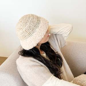 Modèle de chapeau seau Nuvole SEULEMENT - Product Image 2