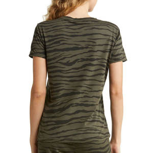 T-shirt graphique surdimensionné pour femme, coupe ample, tricoté, imprimé, occasions d'hiver, personnalisable, 100% coton, qualité supérieure - Product Image 3
