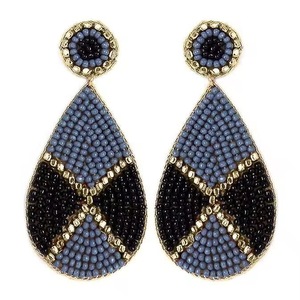 Boucles d'oreilles pendantes artisanales en perles vertes motif cactus, broderie élégante en perles de rocaille, tendance, faites à la main, personnalisables, complètes - Product Image 3