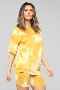 Conjunto de Shorts de Algodón Amarillo Tie Dye para Mujer, Cuello Redondo, Manga Corta, Corte Holgado, Transpirable, Ropa Casual de Verano - Product Image 4