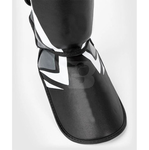 Protège-tibias d'entraînement en cuir lavable pour hommes et femmes, haute qualité, confortables, personnalisables avec logo, pour adultes - Product Image 4