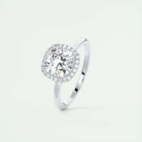 Bague de fiançailles artisanale avec halo de diamants de laboratoire taille coussin de 2,10 carats et halo caché serti à la française en or blanc 14 carats