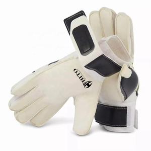 Gants de gardien de but de football en gros, paume avant en latex humide et sec, dos en silicone injecté, coupe négative, sangle intégrée - Product Image 5