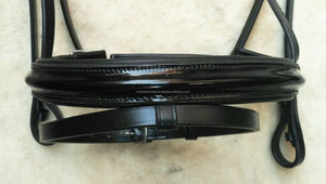 บังเหียนม้าทรงพิเศษคุณภาพสูง พร้อมอุปกรณ์เสริมหนังหัวเข็มขัด - Y&Z Enterprises ปรับแต่งขนาดและสีได้ - Product Image 3