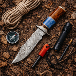 Couteau de camping Bowie artisanal de qualité industrielle avec lame en acier Damas de 10 pouces, manche en os et bois, étui en cuir - Product Image 5