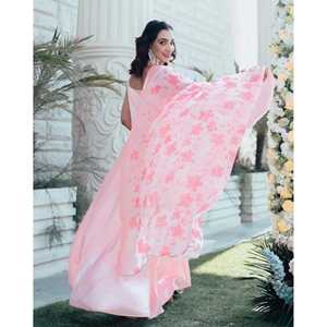 Conjunto de Traje de Chifón Estampado Transpirable de Seda Satinada Color Durazno para Mujer, Talla XS, Marca Sophia - Product Image 3