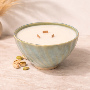 Vela de Cerámica Premium con Triple Mecha de Madera, Recipiente Ancho, Acabado Brillante, Reutilizable, Decoración de Lujo para el Hogar, Estilo de Larga Duración - Product Image 1