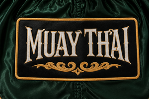 Shorts de Muay Thai pour hommes, vert, broderie de dragon doré, vêtements de sport, coupe régulière pour adultes, polyester extensible - Product Image 6