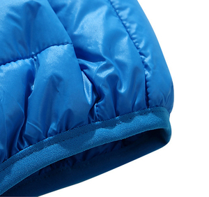 Chaleco Acolchado con Capucha para Hombre, Estilo Urbano, Abrigo sin Mangas Cálido para Invierno - Product Image 3