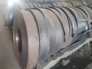 Китай Prime 1,8 мм 1 мм 2 мм Q235b заказной размер стандартная горячекатаная стальная катушка и стальная полоса - Product Image 1