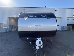 Modèle d'occasion 2025 E-a-s-t To W-e-s-t S-i-l-v-e-r L-a-k-e L-e 1700B-H-L-E - Product Image 6