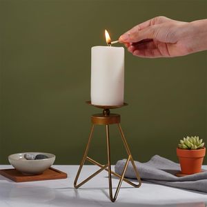 Nueva Colección de Portavelas de Hierro Dorado Pulido, Estilo Moderno, Hechos a Mano, Duraderos, Juego de 2 para Decoración del Hogar - Product Image 3