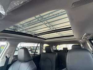 Prêt à être expédié – Toyota Grand Highlander Limited 2.4T 2025, toutes options, titre propre, occasion - Product Image 4
