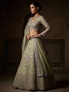 Conjunto de Lehenga Choli de Georgette Sintética Étnica Suave Premium con Red de Mariposa, Lentejuelas Codificadas y Dupatta a Juego, Semisellado - Product Image 1