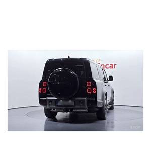 Land Rover Defender 130 D300 X-Dynamic HSE 2023/1 con Cámara Trasera, Caja de Cambios Automática y Volante a la Izquierda - 22,170 km, Combustible Diésel - Product Image 4