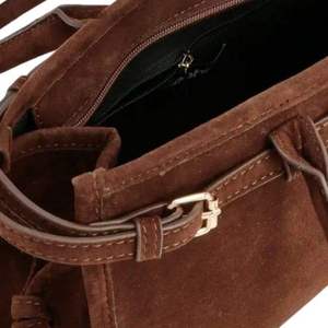 <b>Brown</b> PU Leather Tote Bag Women's Shoulder Handbag Portable Water Resistant Casual Carryall for Daily Travel - Product Image 3