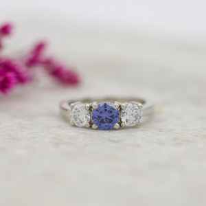 Anillo de compromiso de tres piedras de tanzanita, anillo de plata de ley con piedra preciosa azul, anillo de boda con piedra de nacimiento de diciembre para mujer - Product Image 5