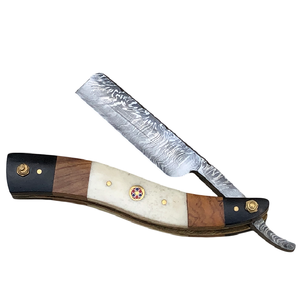 มีดโกนหนวดเหล็กดามัสกัสทำมือแบบกำหนดเอง พร้อมด้ามจับทำจากเขาแกะ สำหรับช่างตัดผมโกนหนวดและโกนเครา - Product Image 2