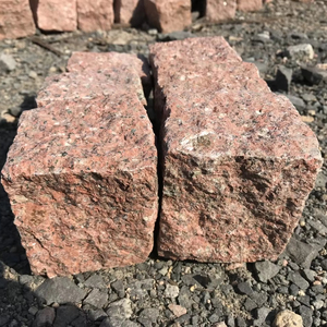 Adoquines Cúbicos de Granito Rojo, Adoquines Naturales para Caminos, Entradas, Patios y Exteriores - Product Image 1