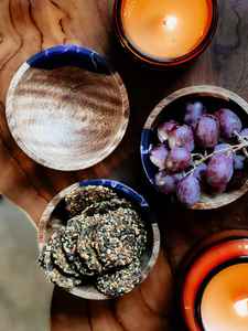 Bol à soupe en bois moderne et écologique, fait main, de qualité supérieure, avec nouvelle combinaison de couleurs en résine époxy, idéal pour servir les aliments. - Product Image 5