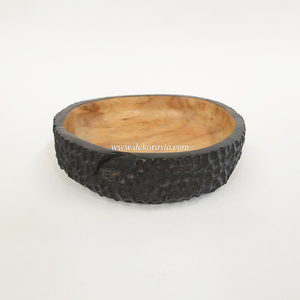 Bol décoratif rond en teck avec un design sculpté artistique pour les fruits, les collations et la décoration de table - Product Image 5