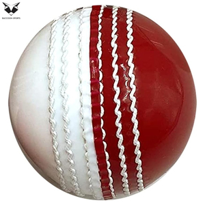 Pelotas de Cricket de Cuero de la Más Alta Calidad, Pelotas de Cuero Cosidas a Mano en Rojo y Blanco para Prácticas de Clubes de Cricket - Product Image 3