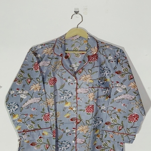 Conjunto de Pijama Floral con Estampado Artesanal de Jaipur - Ropa de Dormir de Algodón Artesanal, Ropa de Dormir y de Estar por Casa de Verano Estilo Bohemio para Mujer, Regalo - Product Image 6