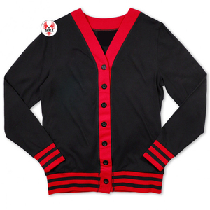 Cardigan décontracté en maille unie rouge et blanc avec logo personnalisé de la Sororité Delta, col en V, manches longues, brodé, respectueux de l'environnement - Product Image 4