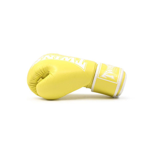 Gants de boxe en cuir jaunes de haute qualité avec logo personnalisé, disponibles en différentes couleurs, avec sangles réglables auto-agrippantes pour Muay Thai - Product Image 2