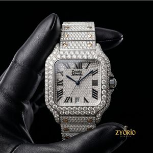 Reloj de Lujo con Incrustaciones de Moissanita para Hombre, Personalizado en Dos Tonos de Oro, Acero Inoxidable, con Diamantes y Números Romanos - Product Image 5