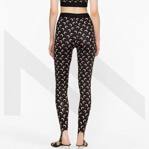 กางเกงเลกกิ้งเอวสูงไร้ตะเข็บสำหรับผู้หญิง ยืดหยุ่นได้ดี เหมาะสำหรับโยคะ ออกกำลังกาย ฟิตเนส คุณภาพส่งออก - Product Image 2