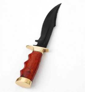 Outil utilitaire extérieur en acier noir artisanal sur mesure avec manche en bois de rose profilé et garde en laiton - Product Image 6