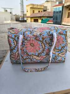 Wholesale Eco-Friendly Cotton Quilted Duffle <b>Bag</b> Large <b>Weekender</b> Travel Shoulder Women Stylish <b>Lady</b> Vintage ZIP Close Summer <b>Bag</b> - Product Image 3